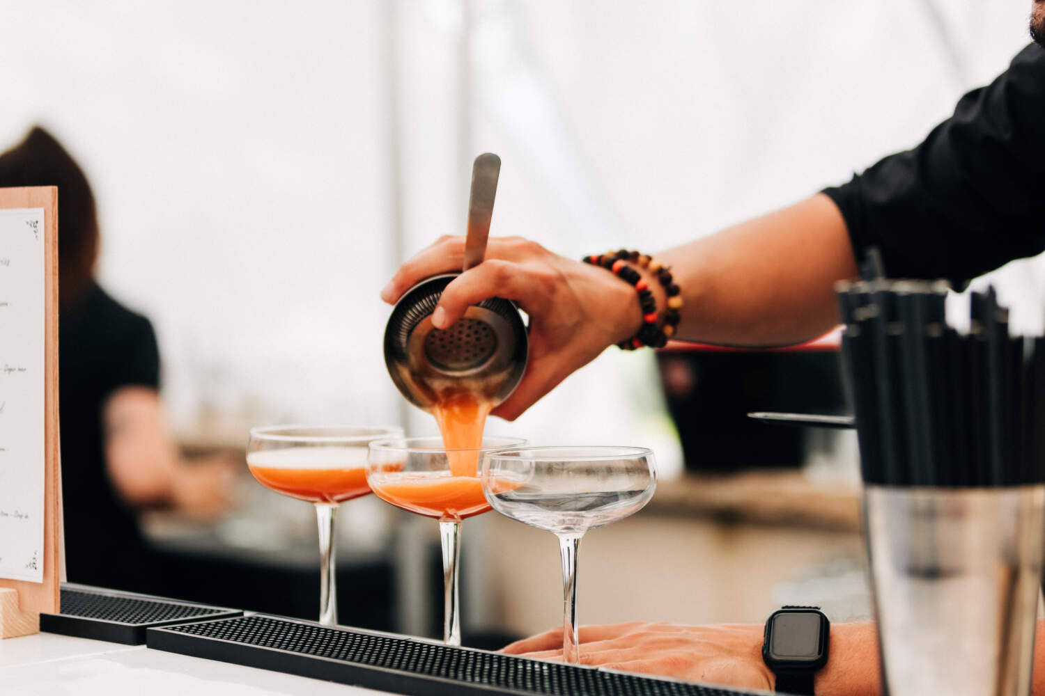 Barman privé pour événements à Annecy : Un service sur mesure